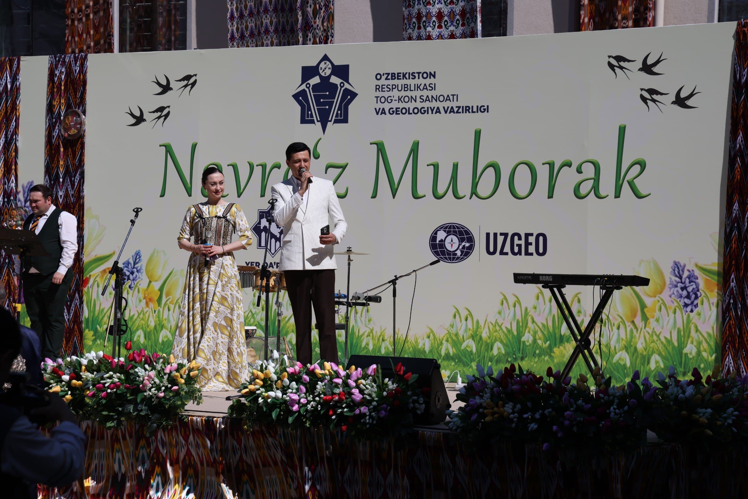 The festive event is being held under the slogan "Glorifying Navruz is glorifying man!"