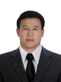 leader image